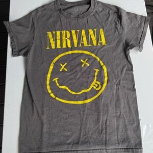 Nirvana Graphic smiley‎ tee Size Small